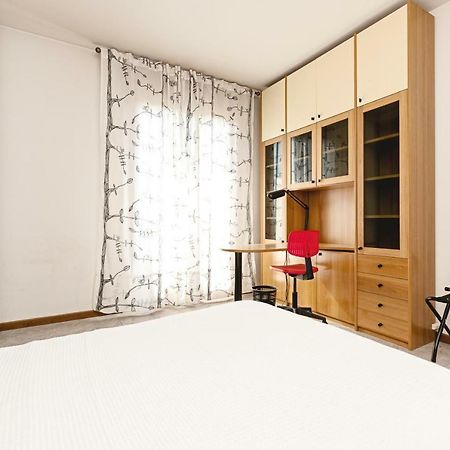 베로나 Colourful Flat Borgo Roma 아파트 외부 사진