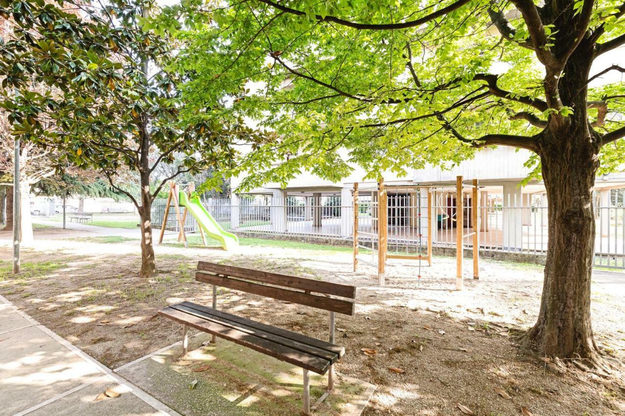 베로나 Colourful Flat Borgo Roma 아파트 외부 사진